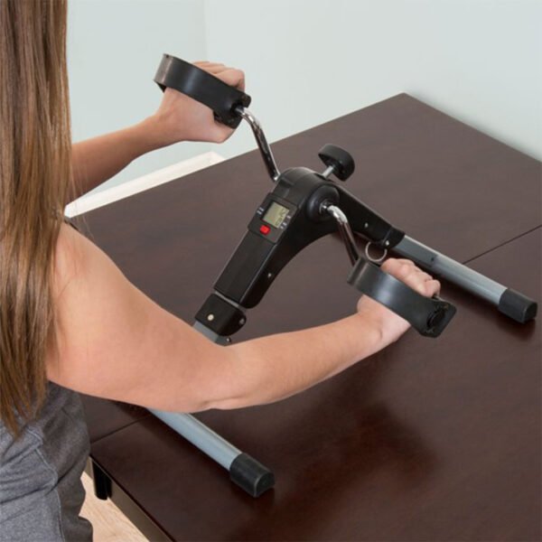 ⁦Small Foldable Home Exercise Machine with Pedals and LCD Screen⁩ - الصورة ⁦6⁩